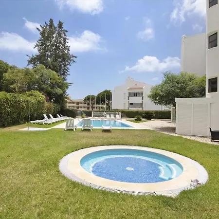 205 * Vilamoura